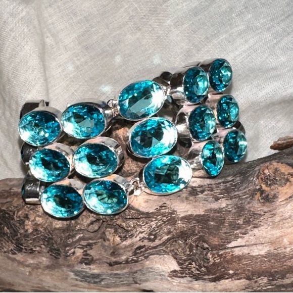 Sparkly 3-tiered Blue Topaz Cluster Statement Cuff Bracelet - Picture 2 of 11
